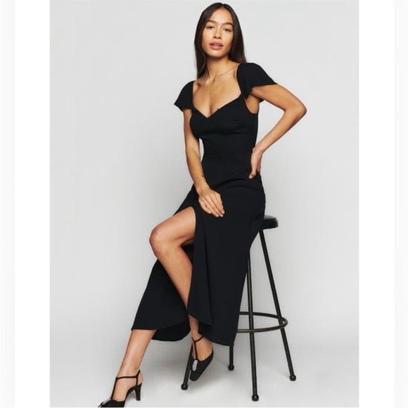 Reformation Dresses & Skirts - Reformation Baxley Dress